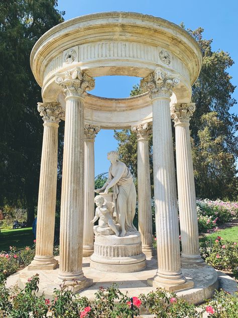 Greek Statue Garden Aesthetic, Greek Palace Aesthetic, Greek Ancient Architecture, Greco Roman Architecture, Greek Mythology Architecture, Ancient Greece Aesthetic Architecture, Roman Style House, Greek Pavilion, Ethereal Architecture