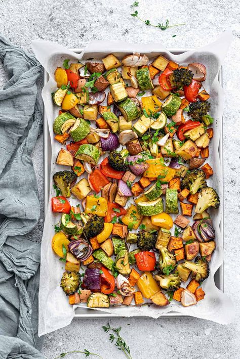 Veggie And Potato Sheet Pan, Oven Baked Veggies And Potatoes, Healthy Sheet Pan Veggies, Best Sheet Pan Veggies, One Sheet Veggie Pan, Oven Roasted Veg, Roasted Vegetables Dinner Meals, Healthy Baked Vegetables, Vegetable Sheet Pan Dinners