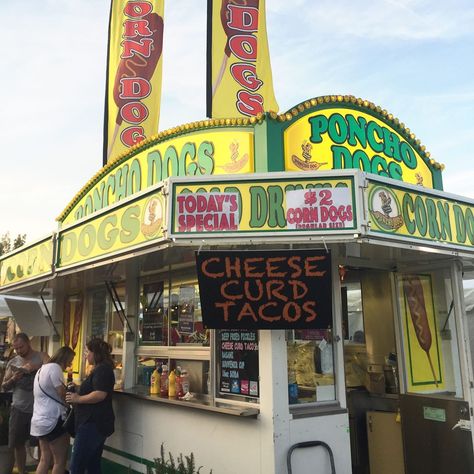 The #1 Food at Every State Fair Across the Country Fried Peppers, State Fair Food, Waffle Ice Cream, Waffles Recipe, Cross Country Trip, Gimme Some Oven, Fair Food, Country Fair, Cheese Curds