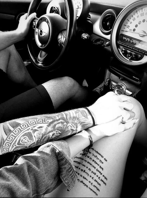 #couple #road #travel #love #car #tumblr #tattoo #minicooper Tumblr Tattoo, Tattooed Couple, Open Car, Best Couple Pics For Dp, Road Travel, Couple Romantic, Couple Hands, Opening Car, Couple Pics For Dp