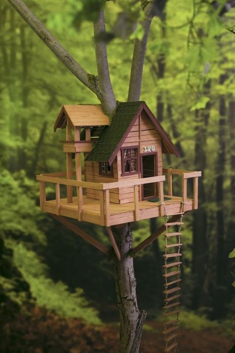 miniature tree houses 29 Miniature Tree House, Popsicle Stick Houses, Building A Treehouse, Fairy Tree Houses, Tree House Diy, House Tree, Mini Gardens, Fairy Garden Crafts, Tree House Designs