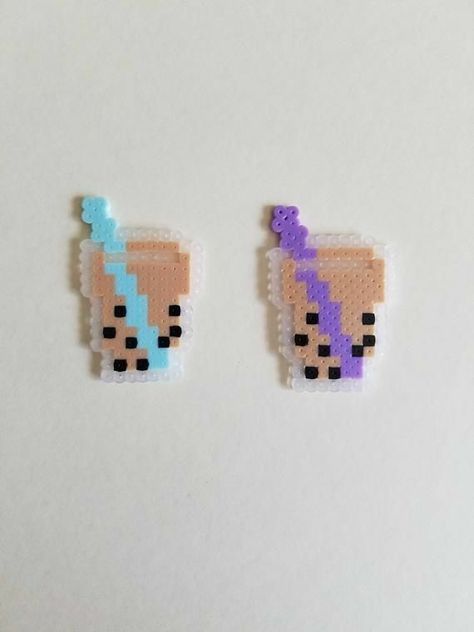 Mini Perler Beads, Melty Bead Designs, Hamma Beads Ideas, Easy Perler Bead Patterns, Melty Bead Patterns, Pearl Beads Pattern, Easy Perler Beads Ideas, Fuse Bead Patterns, Hama Beads Design