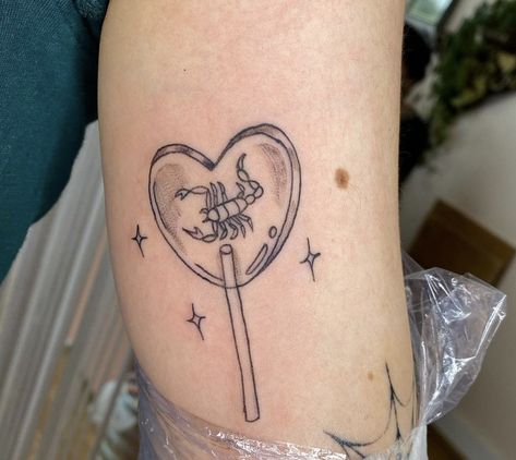 Ignorant Tattoo Ideas, Scorpion Lollipop, Lollipop Tattoo, Moon Vibe, Ignorant Tattoo, Scorpio Energy, Scorpio Zodiac Tattoos, Simple Hand Tattoos, Borboleta Tattoo