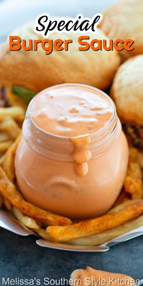 Dinner Sauces, Hamburger Sauce, Sauce Ideas, Burger Sauces Recipe, Burger Chicken, Chicken Tacos Easy, Homemade Sauce Recipes, Yum Yum Sauce, Condiment Recipes