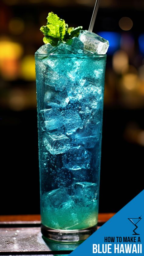 Escape to a tropical paradise with our Blue Hawaii cocktail! Find the recipe for this vibrant and refreshing drink on our website. Click to start mixing! Hawaii Recipe, Blue Hawaii Cocktail, Blue Curacao Liqueur, Vodka Blue, Green Drink, Hawaii Food, Green Drinks, Cocktail Night, Blue Hawaii