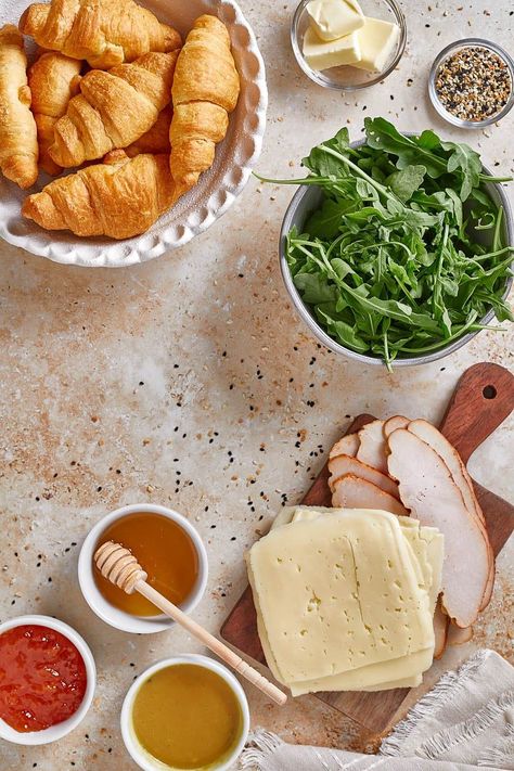 This Turkey and Havarti Croissant Sandwich is the perfect sandwich to make with Thanksgiving turkey leftovers! Turkey Croissant Sandwich, Hot Turkey Sandwiches, Chicken Pesto Sandwich, Croissant Sandwich, Sandwhich Recipes, Mini Croissants, Types Of Sandwiches, Easy Sandwich Recipes, Cheese Sandwich Recipes