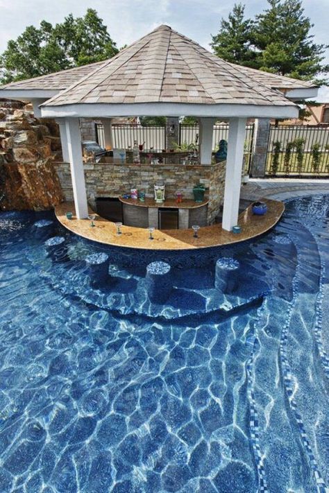 Neat Pool bar Layout. Pool Bar Ideas, Kolam Air, Deck Piscina, Swim Up Bar, Dream Pools, Pool Bar, Swimming Pool Designs, Dream Backyard, Pool Design