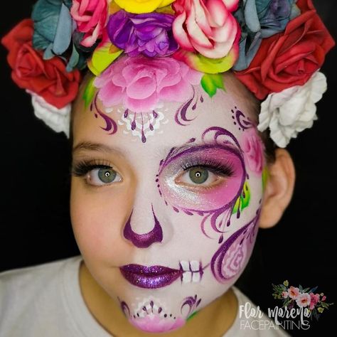 Sugar Skull Face Paint, Sugar Scull, Skull Face Paint, Sugar Skull Face, Creepy Halloween Makeup, Halloween Makeup Diy, Sugar Skull Design, Diy Halloween Costume, Scary Makeup