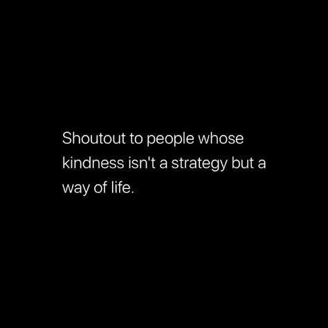 Real recognizes real. Big ups to the genuinely kind people out there.LIFE TIPS...... Having Good People In Your Life Quotes, Not Genuine People Quotes, Knowing Your Place In Peoples Lives, Not Begging People To Be In My Life, People Who Try To Bring You Down, Out Growing People Quotes, Surrounded By Good People Quotes, Real Ones Quotes, Real People Quotes