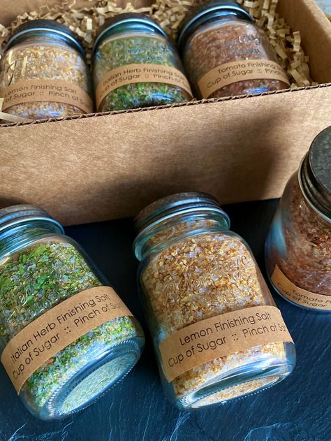 Seasoned Salts: Summer Tomato, Meyer Lemon and Italian Herb – A Cup of Sugar … A Pinch of Salt Herb Salts Diy, Flavoured Salt Recipes, Flavored Salt Recipes Gift Ideas, Citrus Salt Recipe, Herb Salts, Flavored Salts Recipes, Herb Salt Recipe, Flavored Sugars, Herb Salt