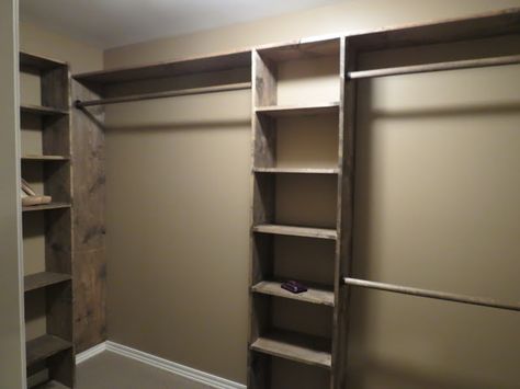 DIY closet shelves - Walk-in closets: No more living out of laundry baskets! Wood Closet Shelves, Diy Walk In Closet, Diy Closet Shelves, Narrow Closet, Master Closet Organization, Closet Redo, Closet Diy, Walking Closet, Open Closet