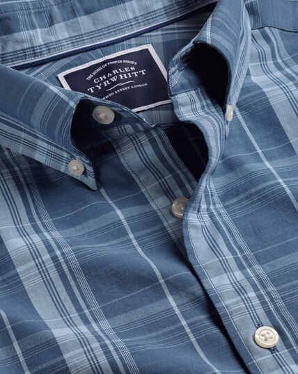 Men's Classic Fit Shirts | Charles Tyrwhitt Charles Tyrwhitt Shirt, Bar Shirt, Check Shirt Man, Smart Jackets, Business Casual Shirts, Men Fashion Casual Shirts, Cat Phone, Charles Tyrwhitt, Slim Fit Suits