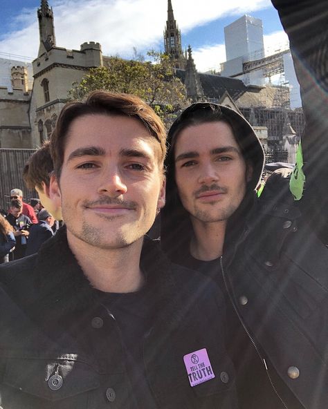 We’re outside the British Houses of Parliament campaigning for immediate action on climate change. Watch my story for more information.… Jack And Finn Harries, Jack And Finn, British Houses, Sam Pottorff, Finn Harries, Jack Harries, Carter Reynolds, Taylor Caniff, Brent Rivera