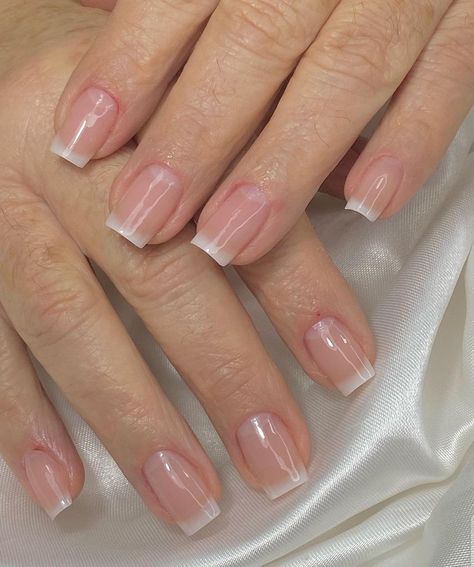 Really Natural Nails, Gel French Manicure Natural Nails, Natural Acrylic Nails, Hippie Nails, Gel Nails Diy, Pretty Nail Art Designs, Classy Acrylic Nails, Really Cute Nails, Soft Nails