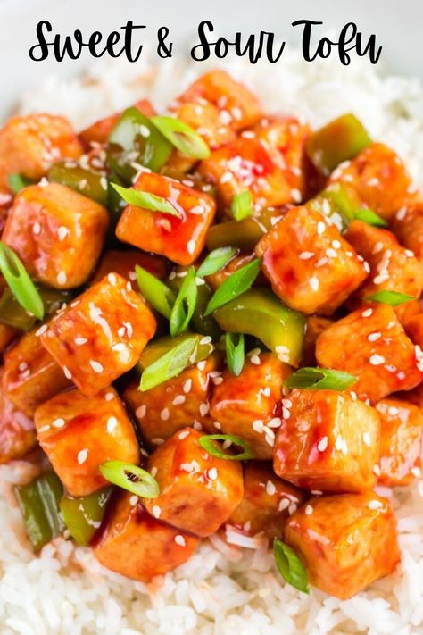 Sweet And Sour Tofu, Tofu Vegan, Tofu Recipes Vegan, Vegan Dinner Recipes Easy, Tofu Recipe, Tofu Dishes, Easy Vegan Dinner, Best Vegetarian Recipes, Crispy Tofu