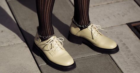 Best Oxford Shoes For Women 2023 | POPSUGAR Fashion Shoes For Women 2023, Oxford Shoes For Women, Vintage Oxford Shoes, Sneakers For Girls, Shoe Trend, Oxford Shoe, Oxford Platform, Collegiate Style, Oxford Sneakers