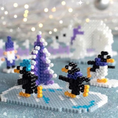 Perler Bead Ornaments Pattern, Bubble Christmas, Christmas Perler Beads, Hamma Beads Ideas, Ice House, Ice Palace, Perler Creations, Gingerbread House Kits, Easy Perler Beads Ideas