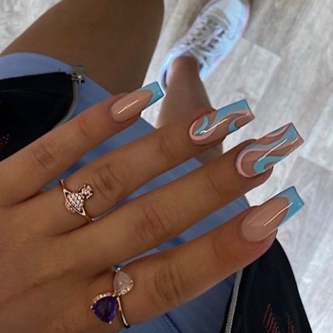 Beach Swirl Nails, Swirly Acrylic Nails Coffin, Blue Nails With Swirl Design, Blue And White Wavy Nails, Swirly Nail Designs Coffin, Blue Or Pink Nails, Blue And Purple Swirl Nails, Acrylic Nails Blue Swirls, Blue White And Pink Nails