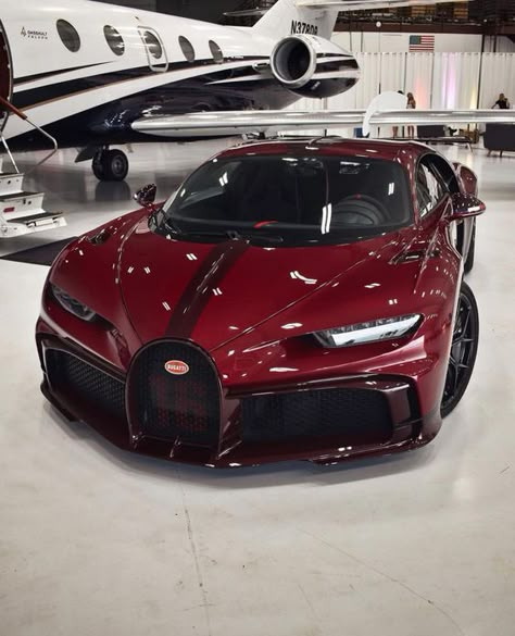 Bugatti Aesthetic, Red Bugatti, New Tesla Roadster, Fastest Car, Car Decorations Interior, Image Moto, Car Picture, Quotes Car, New Tesla