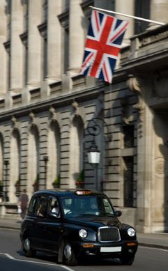 London week: @cheryl ng Bond just a few reasons why London is the perfect place for kids! London Black Cab, London Cab, Black Cab, London Taxi, London Baby, London Aesthetic, Dream Cruise, Taxi Cab, The Number 1