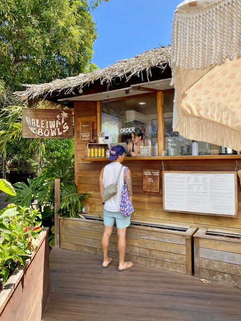 Oahu's North Shore: 10 Stops For A Perfect Day Trip Itinerary - Travels With Elle Oahu Day Trip, Things To Do In North Shore Oahu, Oahu Trip Planning, Oahu North Shore Day Trip, Oahu Honeymoon, Oahu Food, Oahu Itinerary, Oahu North Shore, Hawaii Trip Planning