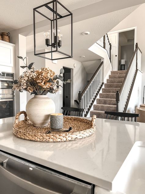 Studio Mcgee Mirrors, Island Styling, Transitional Home Style, Hallway Table Decor, Kitchen Island Styling, Tahari Home, Black And White Home, Spring Kitchen, Paper Candle