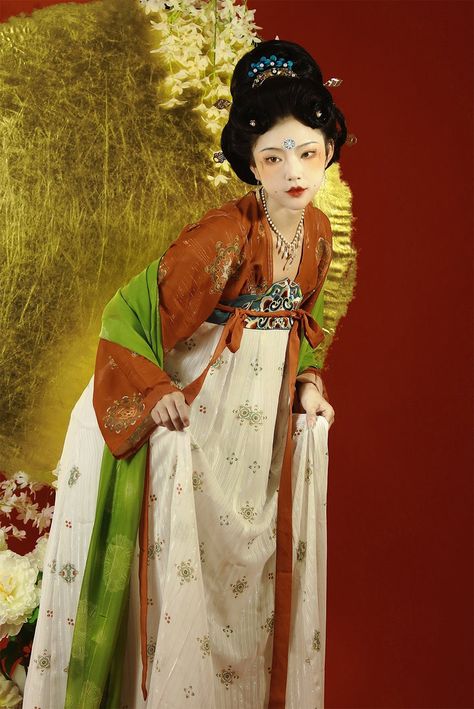 Traditional Hanfu | Ancient Chinese Costumes | Tang & Ming & Han Dynasty Clothing | Yandan Hanfu – Page 2 – Yandan_Hanfu Tang Dynasty Hairstyles, Han Dynasty Clothing, Ming Dynasty Clothing, Tang Dynasty Clothing, Tang Dynasty Hanfu, Asian Traditional Fashion, Traditional Chinese Hanfu, Dynasty Clothing, Chinese Princess