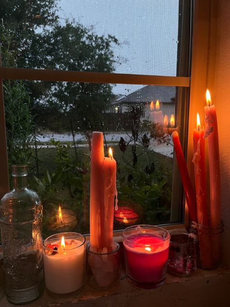 Warm Candles, Candle Lit Room, Autumn Candles Aesthetic, Warm And Cozy Aesthetic, Autumn Night, Season Of The Witch, Dream Room Inspiration, Autumn Cozy, Autumn Aesthetic