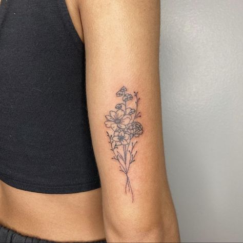 Different Flower Bouquet Tattoo, Back Arm Flower Tattoo Women, Realism Flower Bouquet Tattoo, Flower On Bicep Tattoo, Back Of Arm Birth Flower Tattoo, Floral Tattoo On Back Of Arm, Woman’s Bicep Tattoo, Arm Bouquet Tattoo, Birth Flower Tattoo Back Of Arm