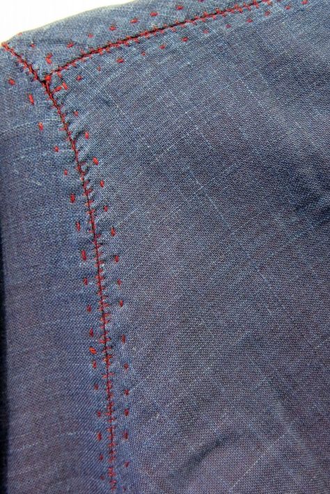 Handsewn Clothes, Detail Couture, Cl Fashion, Denim Embroidery, Diy Vetement, Visible Mending, Common Thread, Clothing Details, Kurta Designs