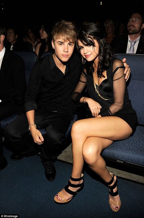 Happier times: Justin and Selena started dating towards the end of 2010. They're pictured cosying up to each other at the ESPY awards in LA in July 2011 Justin Bieber 2011, Selena Gomez Gif, Justin Selena, Bieber Selena, Boyfriend Justin, Justin Bieber And Selena, Selena Gomez Photos, Selena Gomez Pictures, Justin Bieber Pictures