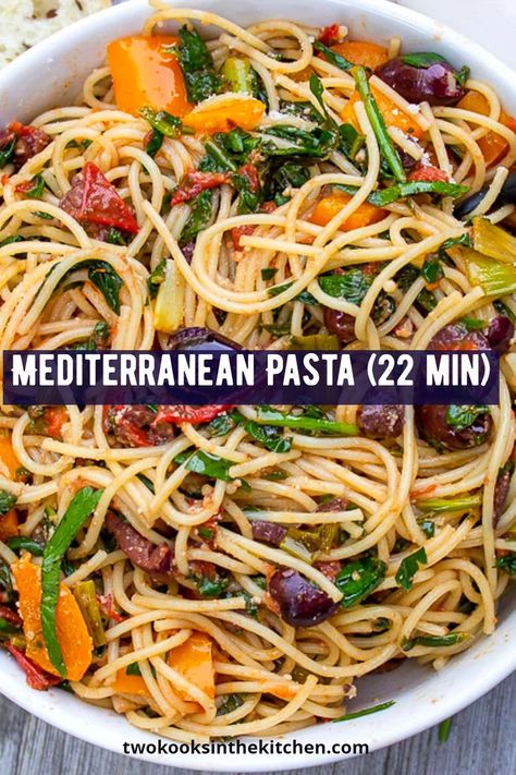 This light Mediterranean Pasta is inspired by Mediterranean flavors of garlic, olives, lemon, basil and tomatoes. It's a great weeknight vegetarian meal in under 30 minutes. #mediterraneanpasta #easypastameals #easyweeknightmeals Meditterean Pasta Recipes, Mediterranean Spaghetti Salad, Mediterranean Recipes Crockpot, Mediterranean Pasta Dishes, Mediterranean Diet Pasta Recipes, Mediterranean Pasta Recipes, Csiro Recipes, Mediterranean Spaghetti, Garlic Olives