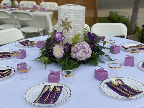 Party table centerpieces