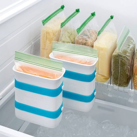 Freezer Organization: 9 Space-Saving Products for an Orderly Freezer | eHow Organized Freezer, Freezing Leftovers, Meal Prep Bag, Freezer Food, Freezer Organization, Freezer Bags, Food Storage Bags, Soups Stews, Clean Living