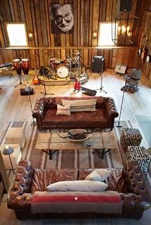 Barn and Entertainment/Music Performance Space - farmhouse - family room - new york - by Kelly & Co. Music Studio Lounge, Small Music Studio Ideas, Studio Rekaman, Ruang Studio Musik, Music Studio Design, Ruangan Studio, Rustic Family Room, Music Room Design, Farmhouse Family Rooms