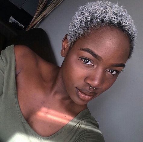 Embrace Your TWA This Summer - 10 easy Hairstyles Short Natural Haircuts, Hair Black Women, Twa Hairstyles, Braided Hairdo, Pelo Afro, Dyed Natural Hair, Short Grey Hair, Short Natural Hair Styles, Cut My Hair