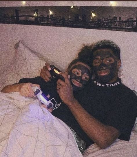 Basketball Relationship Goals, Basketball Relationships, Stile Kylie Jenner, Flipagram Instagram, Black Relationship Goals, Photographie Portrait Inspiration, Cute Couple Outfits, Black Love Couples, Couple Goals Teenagers