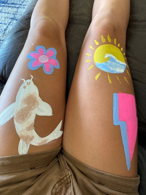 Summer Chalkboard Art, Summer Chalkboard, Leg Art, Leg Painting, Painting Halloween, Face Painting Halloween, Neon Party, Making Things, Summer Body