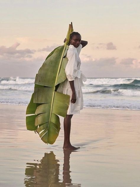 Tropical Fashion, Beach Images, Beach Shoot, Beach Photoshoot, We Fall In Love, Banana Leaf, 인물 사진, Photography Inspo, Fashion Shoot