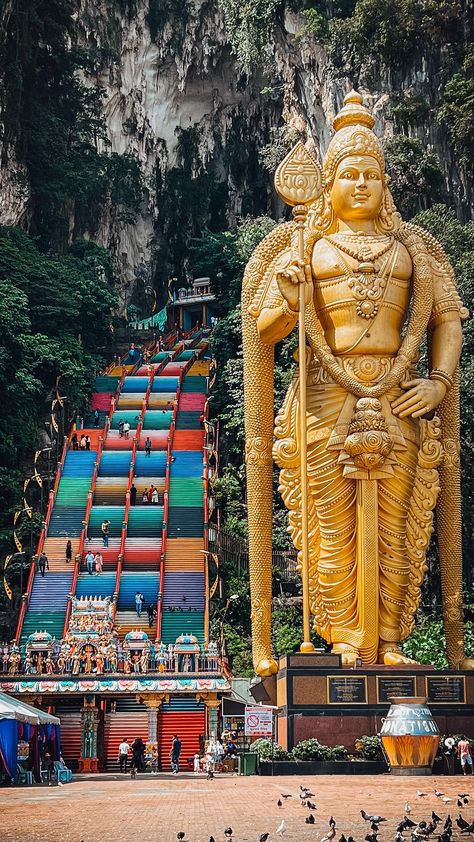 Pretty View, Batu Caves, Tourism Day, Backpacking Asia, Malaysia Travel, Travel Images, Famous Places, Bhutan, Historical Place