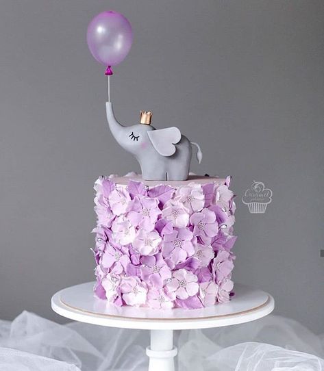 Cute Elephant Cake, Dumbo Cake, Elephant Birthday Cakes, Baby Elephant Cake, Girls Cake, Elephant Cakes, Animal Cakes, Gateaux Cake, Kids Cakes