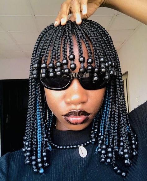 Braided Bangs With Beads, Fringe Braids For Black Women, Braids With Fringe Black Women, Braids Bangs Black Women, Fringe Braids, Black African Hair, Beaded Braids, Braided Bangs Hairstyles, Cornrows With Beads