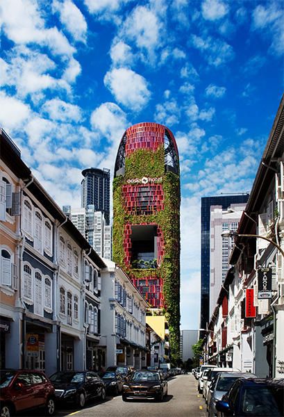 Metabolism: Japan’s unique architectural movement and theory developed in the 1960s Cross Ventilation, Singapore Architecture, Urban Heat Island, Singapore City, Sustainable Building, Green Initiatives, Community Park, Patricia Urquiola, Sky Garden