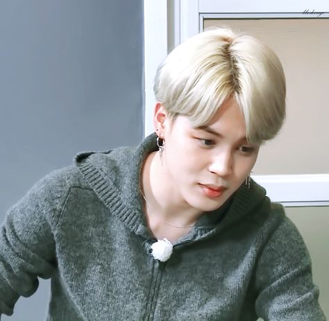 #JIMIN Jimin Funny Gif, Boyfriend Jimin, Gif Jimin, Jimin Gif, Jimin Park, Jimin Funny, Bts Gif, Run Bts, Cute Gif