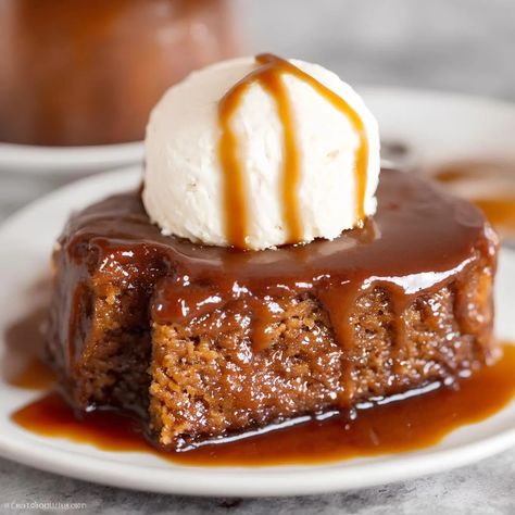 Sticky Toffee Pudding Recipe Steamed Pudding Recipe, Toffee Dessert, Sticky Toffee Pudding Cake, Sticky Pudding, Sponge Pudding, Beautiful Baking, Sticky Date Pudding, Sweet Bakes, Date Pudding