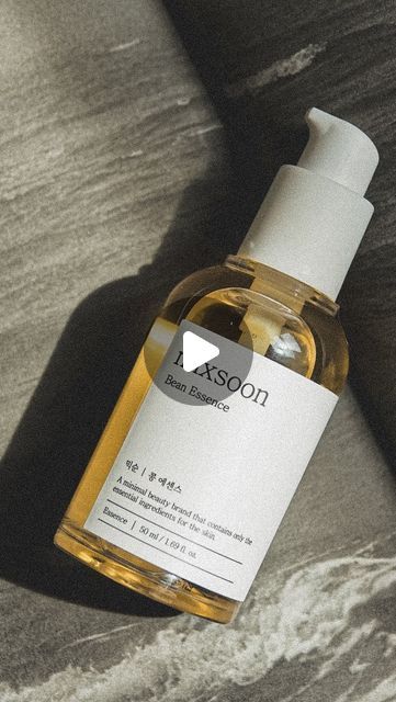 4 likes, 1 comments - kate_romanoff on August 12, 2024: "🧡 Miracle of the Bean Essence 🧡 Korean Glass Skin Routine from @mixsoon_usa 💛Bean Cleansing Oil A daily cleansing oil that provides deep cleansing of the skin with moisturizing properties, irritation-free Made with the same ingredients of mixsoon Bean Essence, and is suitable for oily skin 💛 Centella Cleansing Foam A mildly acidic foam cleanser for sensitive skin that adjusts the pH balance to maintain healthy skin. Helps prevent Korean Glass Skin Routine, Korean Pear, Glass Skin Routine, K Beauty Routine, Minimal Beauty, Korean Glass Skin, Cleanser For Sensitive Skin, Textured Skin, Ph Balance