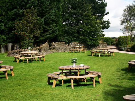 Outdoor seating for a farm shop or destination Outdoor Restaurant Ideas, Community Park Design, Work Wellness, Garden Seating Area, School Tables, Cherry Orchard, Park Design, Outdoor Park, Picnic Bench