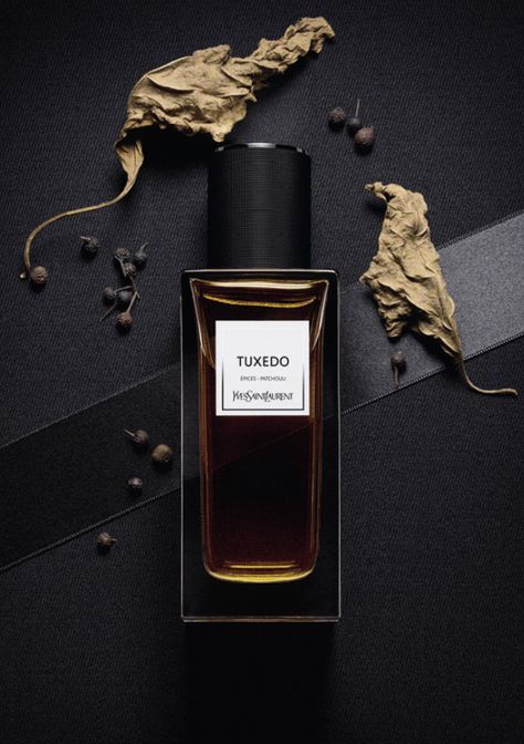 Tuxedo (Yves Saint Laurent) Best Perfume For Men, Fragrance Photography, Perfume Photography, Perfume Packaging, Cosmetics Photography, Beauty Products Photography, Perfume Design, Best Fragrances, Luxury Perfume