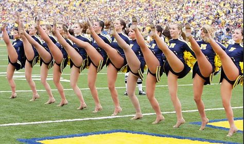 Dance squad Michigan Cheerleaders, Dance Squad, College Dance, College Cheer, Cheerleading Pictures, Cheerleading Dance, State Of Michigan, Dance Team, Dance Teams