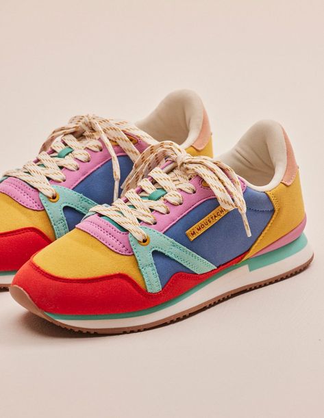 Colorful Sneakers, Recycled Rubber, Clothes Horse, Low Sneakers, Suede Sneakers, Mode Inspiration, 70s Fashion, Womens Running Shoes, Cute Shoes